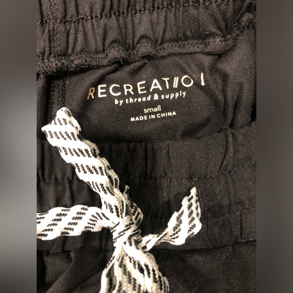 Thread & Supply gently used joggers - Picture 3 of 4